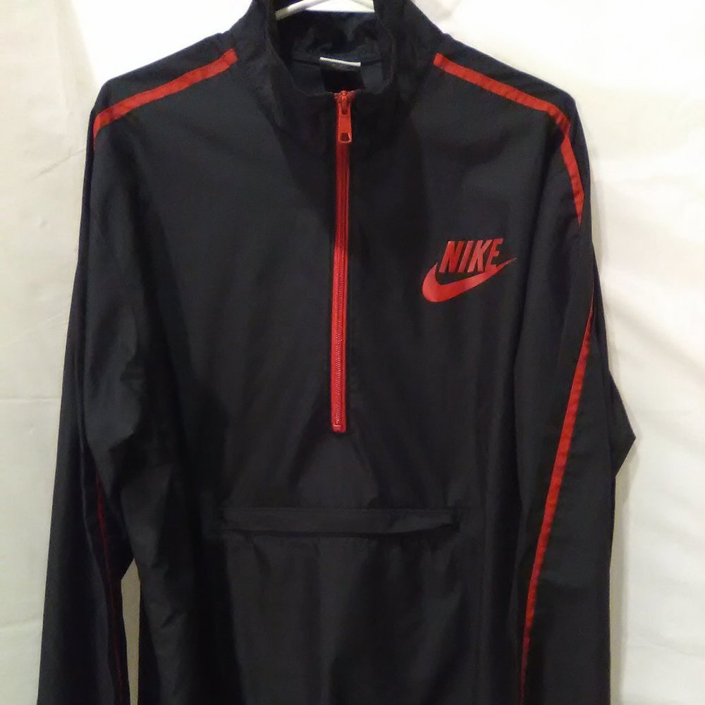 Nike Men's Jacket/ Coat Pullover Windbreaker Color Black/Red Size Large
